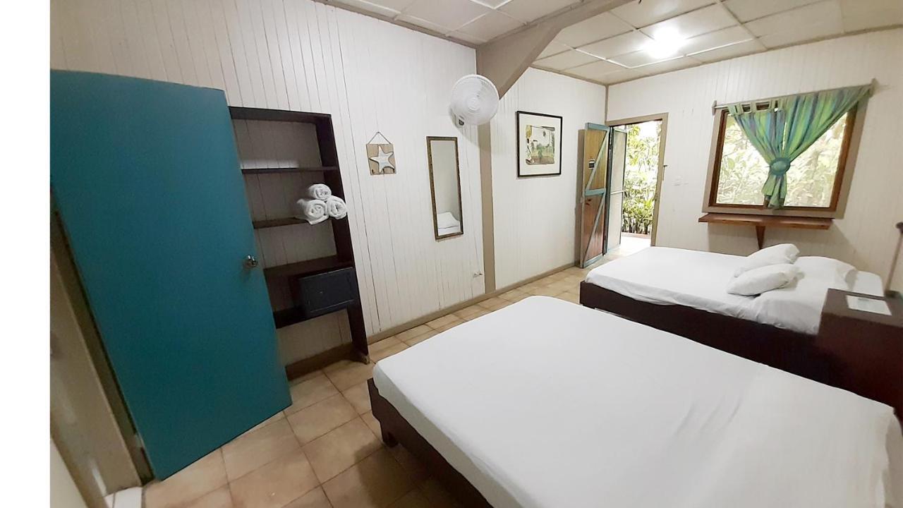 Lapalapa Beachfront Hotel Puerto Viejo de Talamanca Extérieur photo