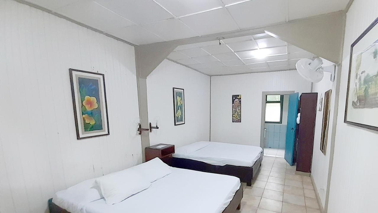 Lapalapa Beachfront Hotel Puerto Viejo de Talamanca Extérieur photo